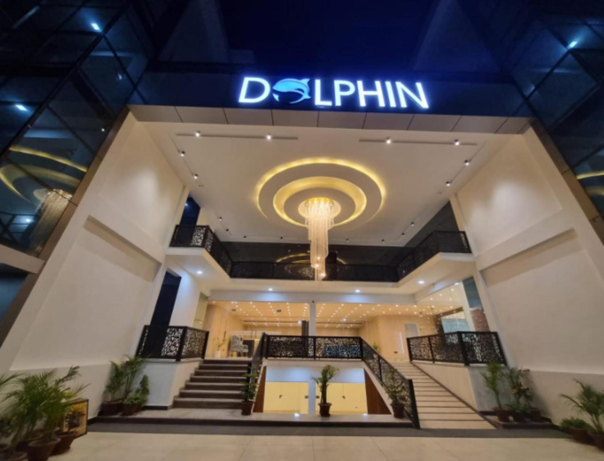 Hotel Dolphin Club à Chinhat Extérieur photo